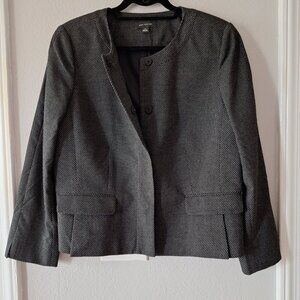 Ann Taylor Black Box Pleated Jacket, Soft White Pattern.Lined  Pristine Size 14